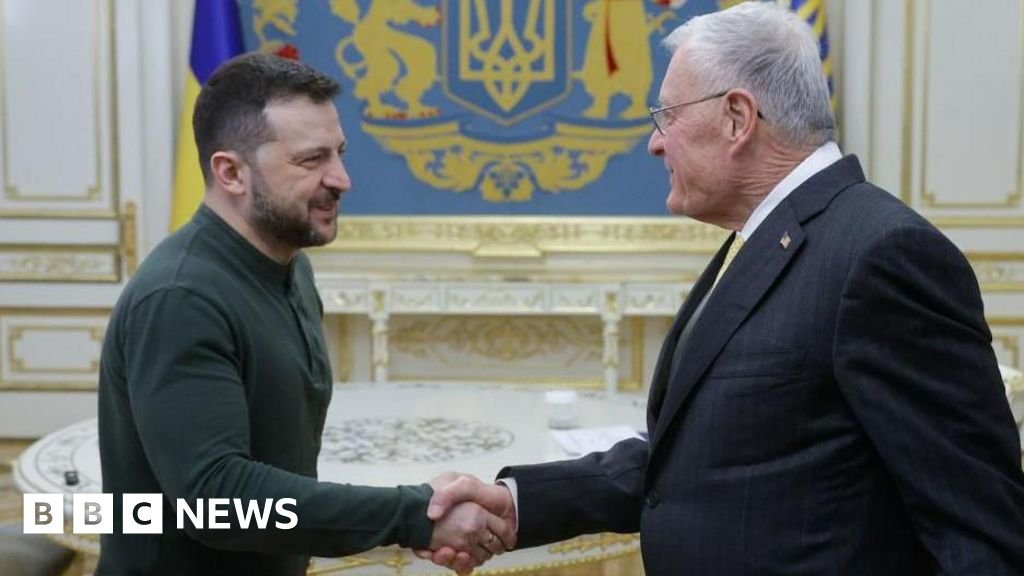 Ukraine must strike Deal Minerals, says Trump Mike Waltz