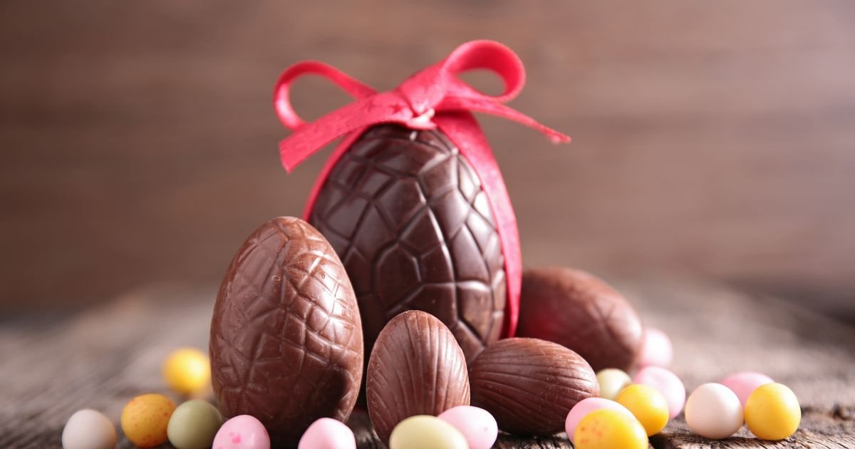 'I am a dentist and you should protect the teeth this Easter with a single tip'