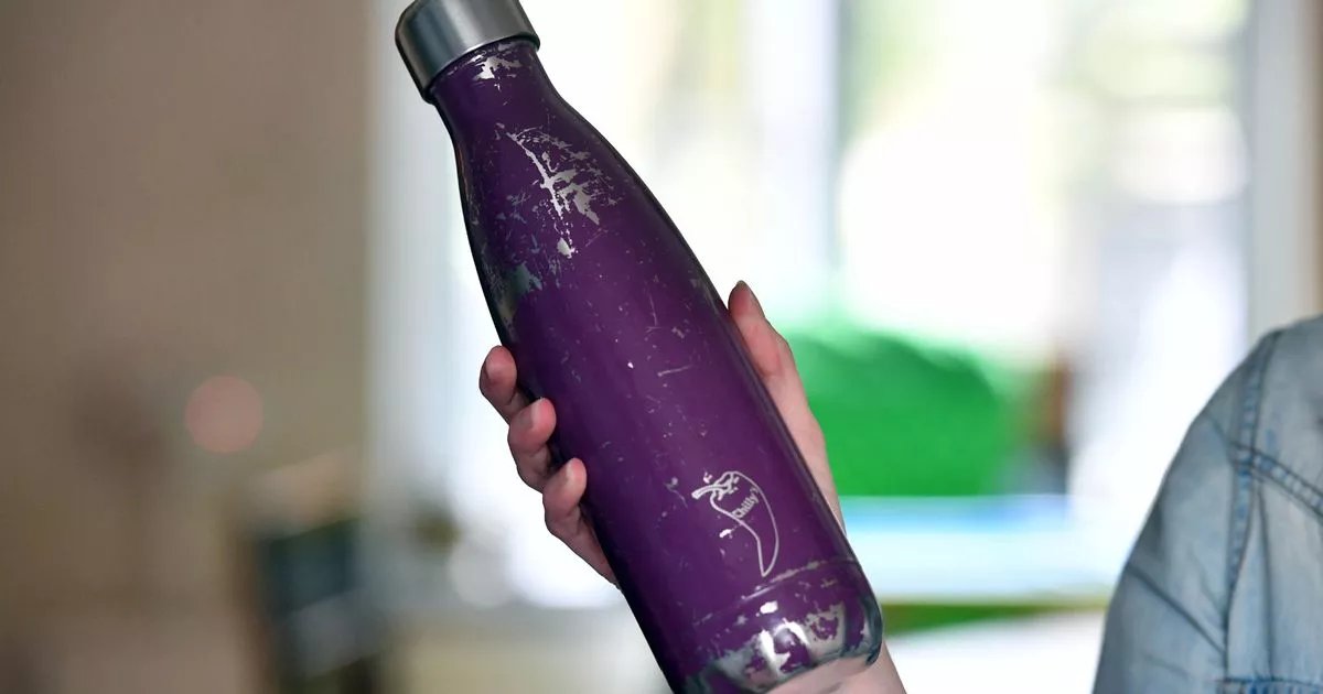 The doctor's warning about how often you should clean your reusable water bottle | parqrecord