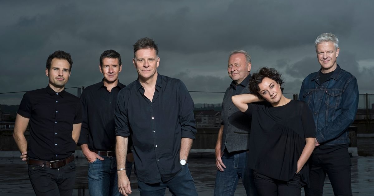 Deacon Blue Star "seriously sick" as band band make the ad show showaking