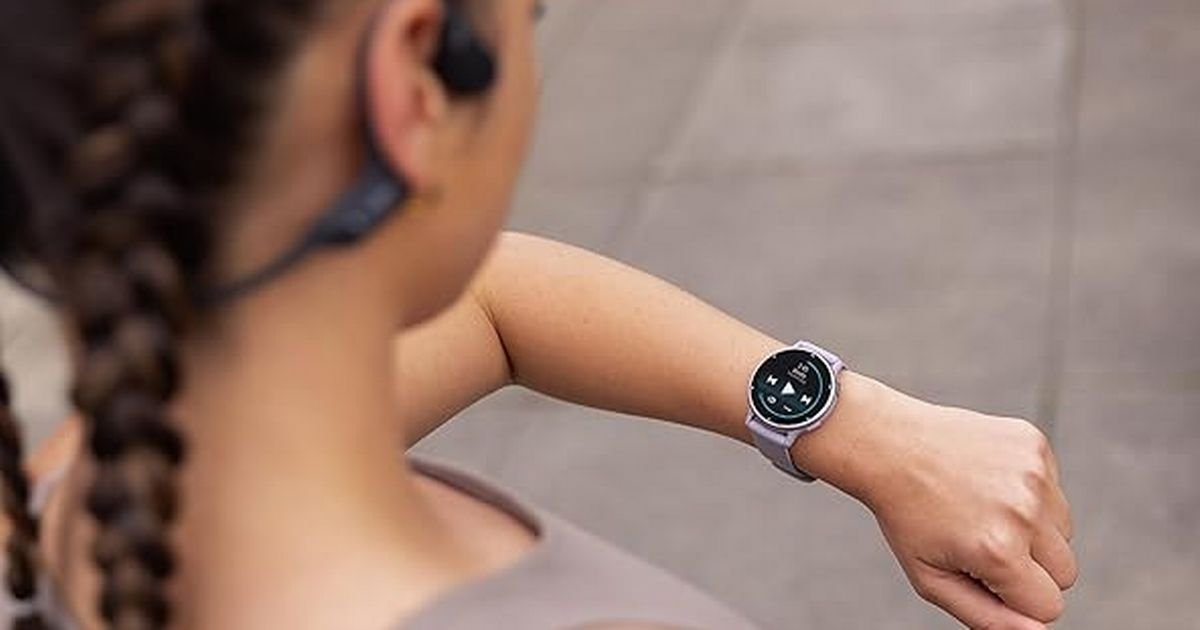 Garmin Fitness Watch Drops from £ 260 to £ 175 as shopper says it's "so much better" than fitbit