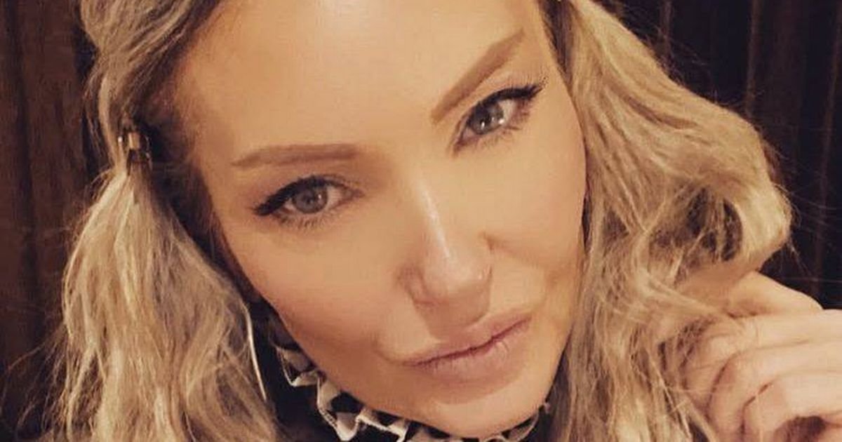 "Spend £ 400 a stupid month people in thought that I am in my 30s - that's my real age '